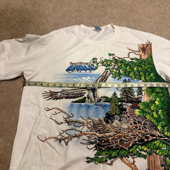 Hand Painted Eagle T-Shirt - Picture 8 of 9